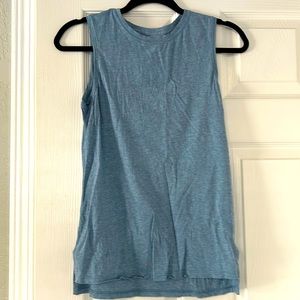LuLuLemon tank top -color blue like new